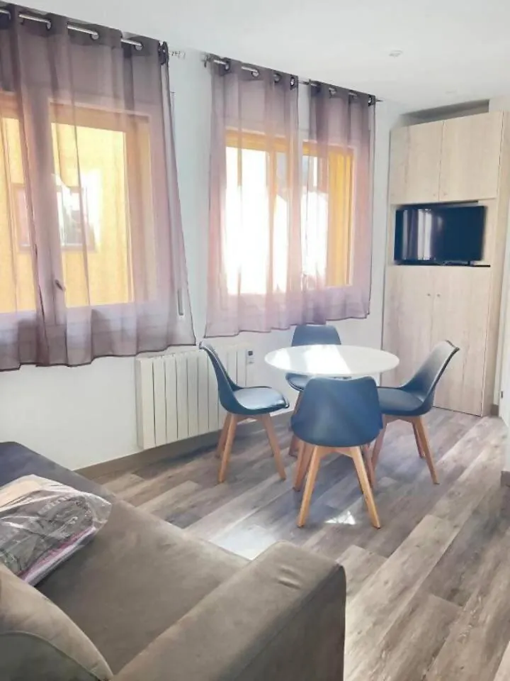 Sky 402 By Confortsky Pas De La Casa Apartment